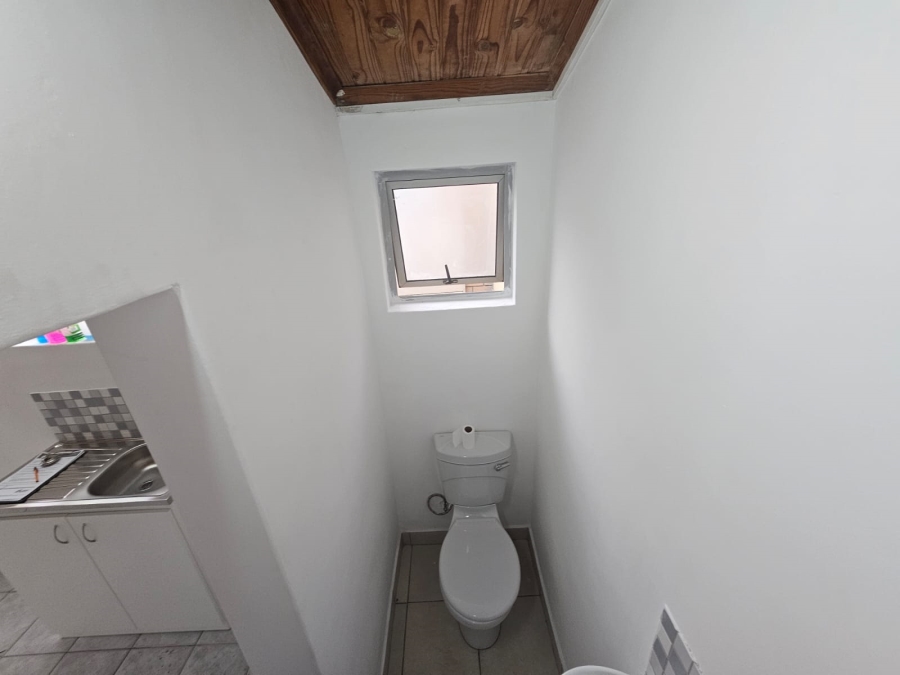 To Let 1 Bedroom Property for Rent in Zoo Park Western Cape
